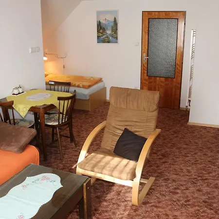 Apartment Pribram Pensjonat *