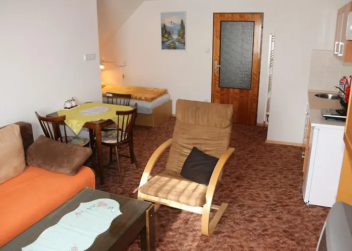 Apartment Pribram Konukevi 3*